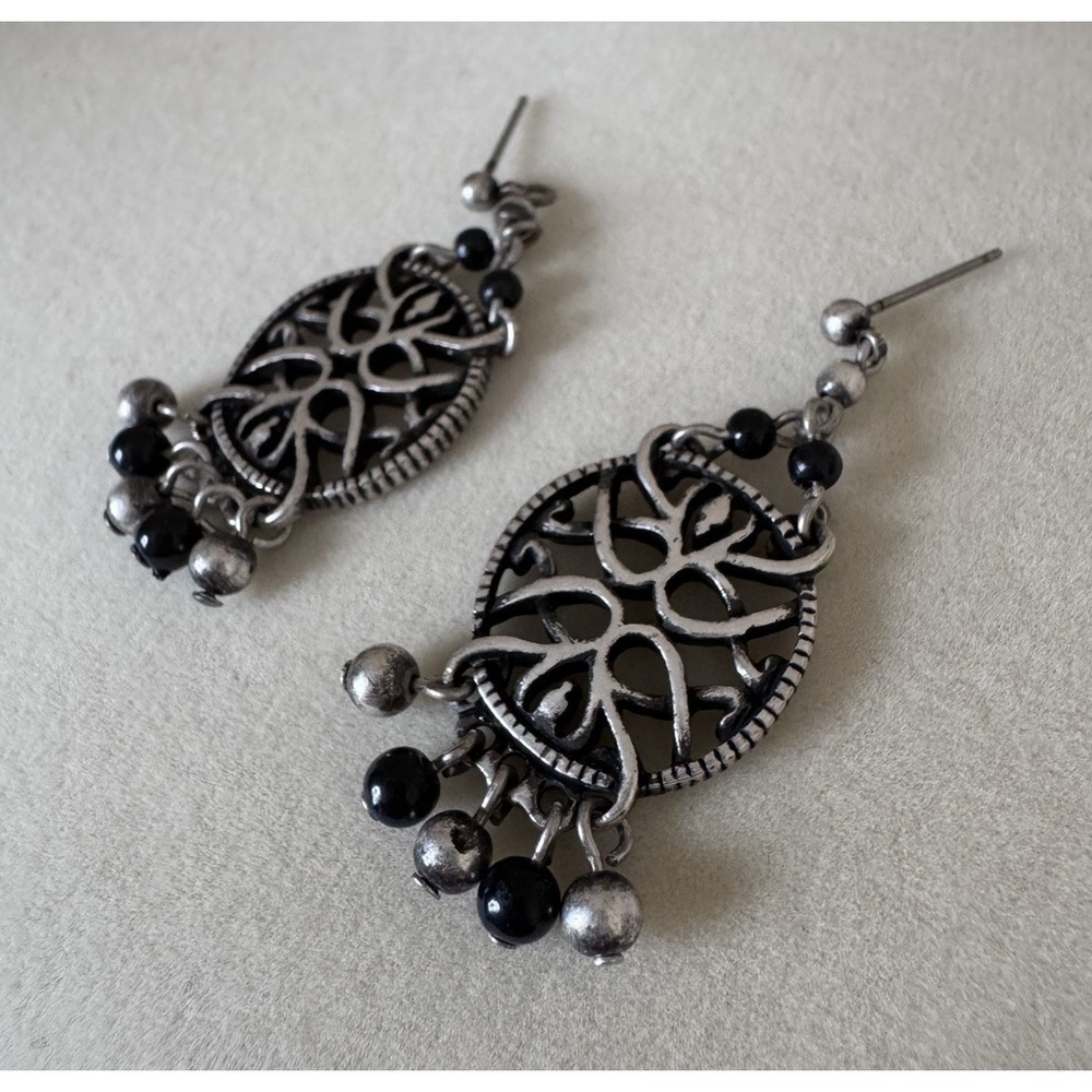 Women's Fashion Silver Bead Dangle Earrings Black And Silver Beads Boho